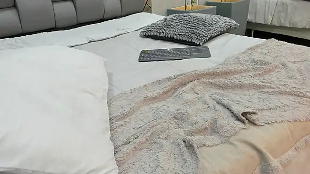 Charlie___Musk 网络视讯表演