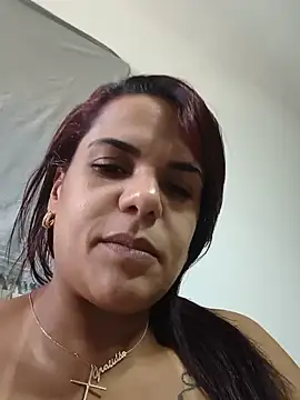 Loveme2401 Adlı Modelin Canlı XXX Sohbeti