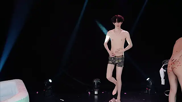 Chatroom XXX en direct de EXO-SHUI