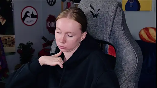 BellaRosewood 现场XXX聊天
