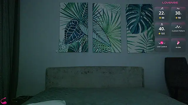 mia_bloomy's Live XXX Chat