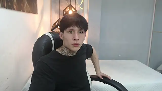 XXX chat uživo modela Cry_thereal