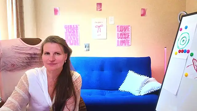 Chat XXX ao vivo de Mirabelle_Velvet