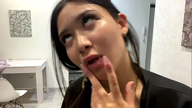 Czat XXX na żywo – Mitsuki_Sutemi