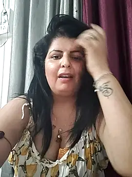 Jann_Riya333 Chat XXX in diretta