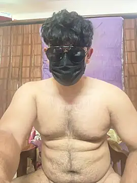 Maxwithsexybody Webcam Show