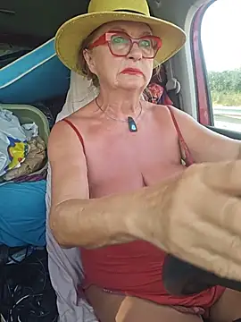 Hot-Muci Chat XXX in diretta