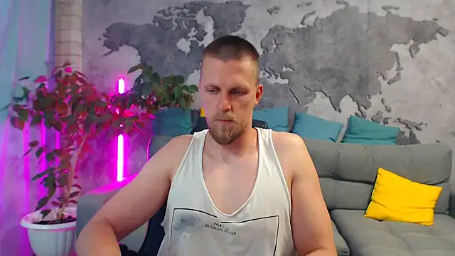 VikingChrisss Adlı Modelin Canlı XXX Sohbeti