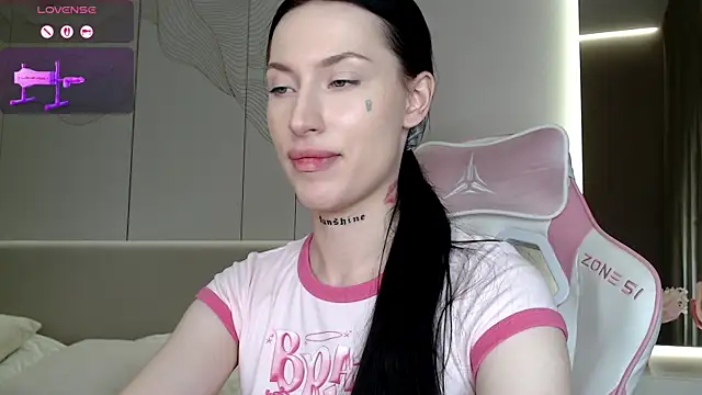 Czat XXX na żywo – JenniferQueen11