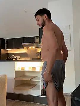 Živý XXX chat Gipsyboysteve