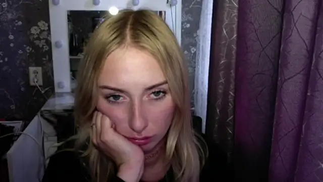 ellisweets' Live XXX Chat