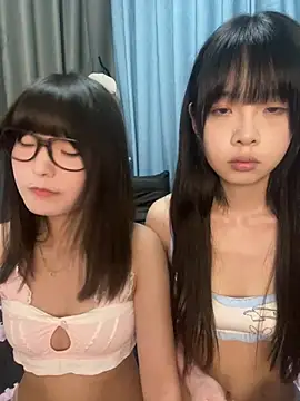 Chatroom XXX en direct de qiqi_x