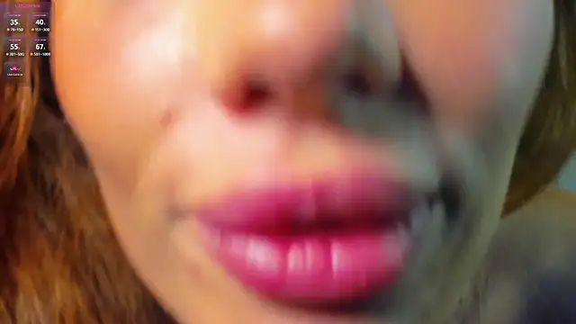 Emmanuelleee XXX чат на живо