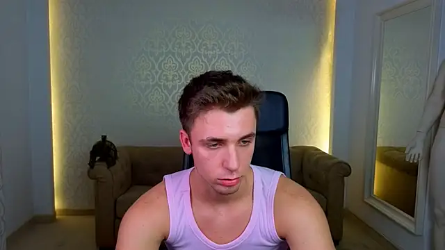 XXX chat uživo modela KellenWest