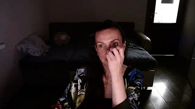 Veyrrah's Live XXX Chat