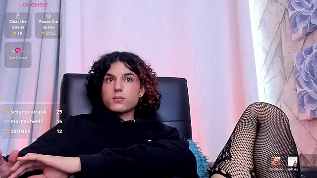 Онлайн чат XXX sammyrose__