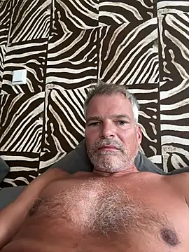 Thor-82 Live XXX-chat