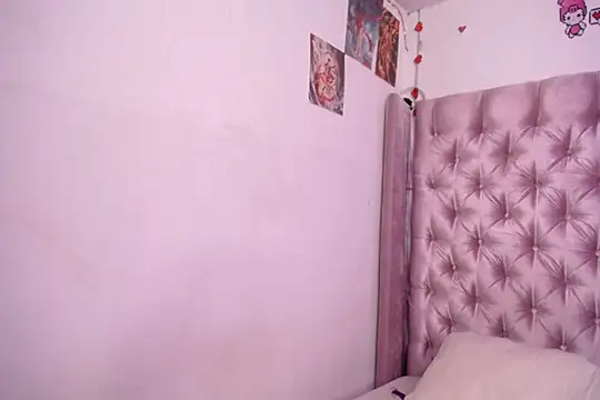 Chat +18 de laila_stilwiills ao vivo