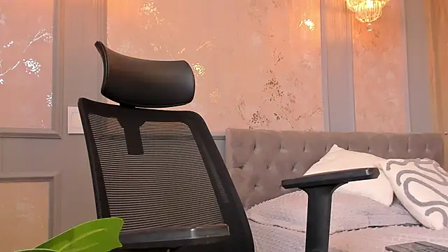 IanMancini Adlı Modelin Canlı XXX Sohbeti