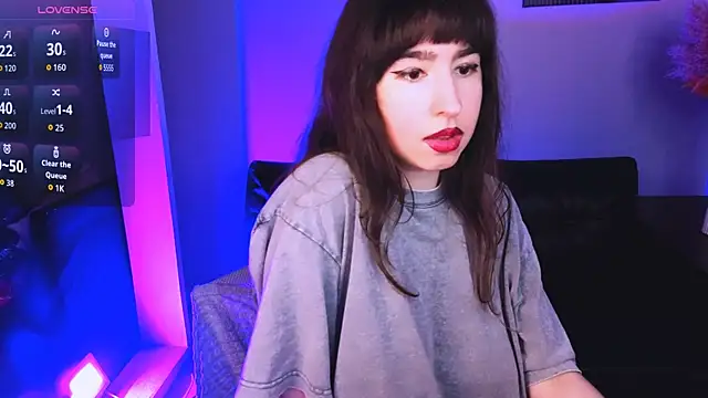 צ'אט XXX בשידור חי של Lily_xBabe