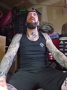 Chat XXX ao vivo de Beardedtattood