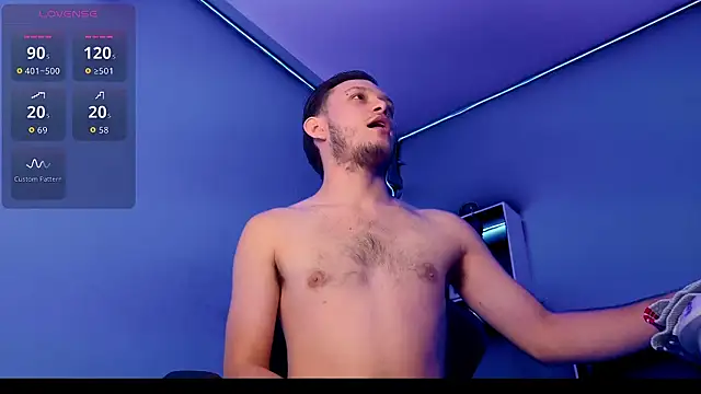 צ'אט XXX בשידור חי של ChaseBennett