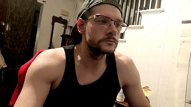 MasterDaddyCool's Live XXX Chat