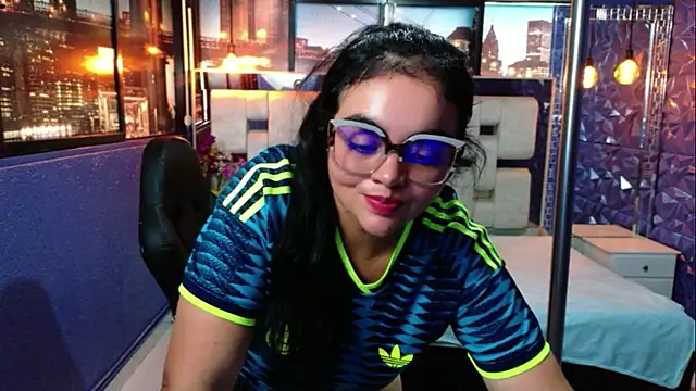 megan_glenda Adlı Modelin Canlı XXX Sohbeti