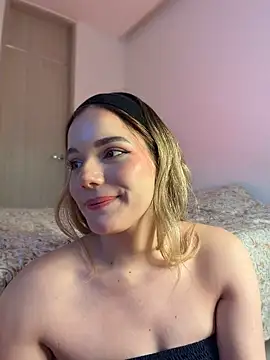 NicoleCut Chat XXX live