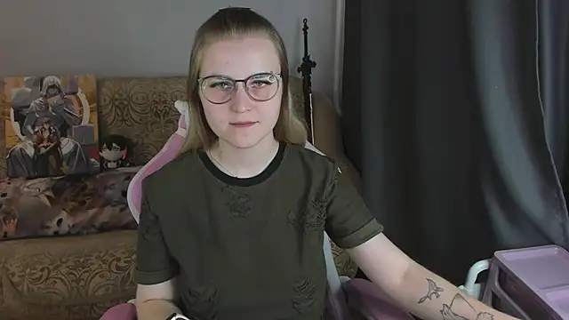MissBrightShine's Live XXX Chat