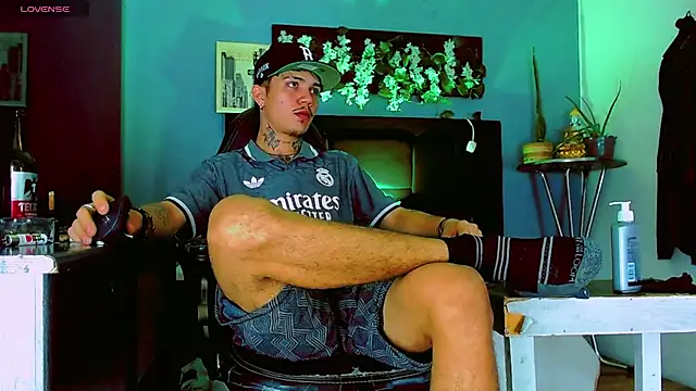 HannibalLester Live XXX Chat