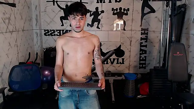 FedeViale live XXX chat