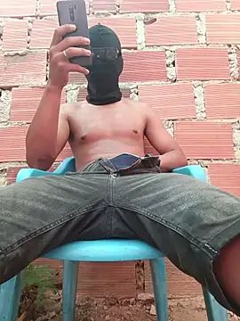 XXX chat uživo modela 24_MOSTRUOSO
