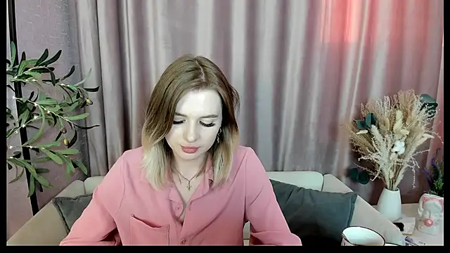 CindaGaffer Live XXX-Chat