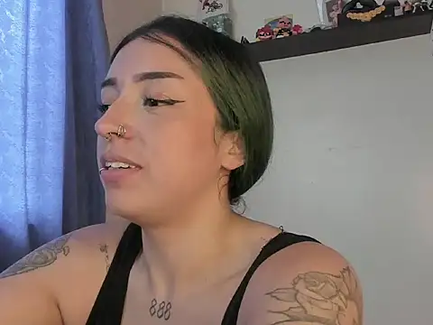 turolita_ Adlı Modelin Canlı XXX Sohbeti