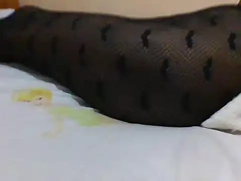 LARN-C Adlı Modelin Canlı XXX Sohbeti