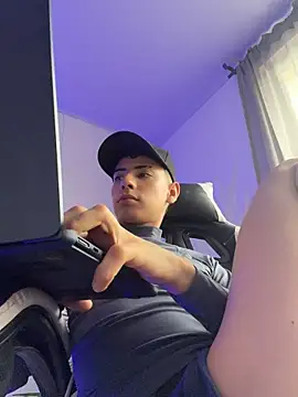 SebastianReed_ Live XXX-Chat