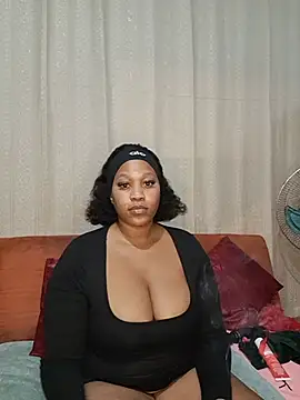 Chat +18 de Toya_P ao vivo
