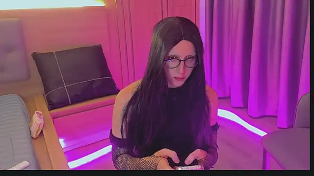 ivo_blake Chat XXX in diretta