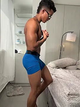 Paradise_boy__'s Live XXX Chat