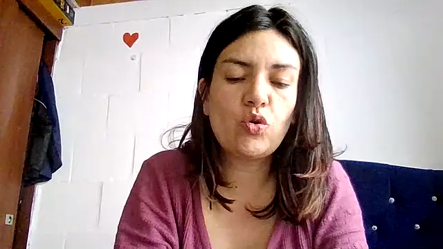 princessbella93 XXX чат на живо