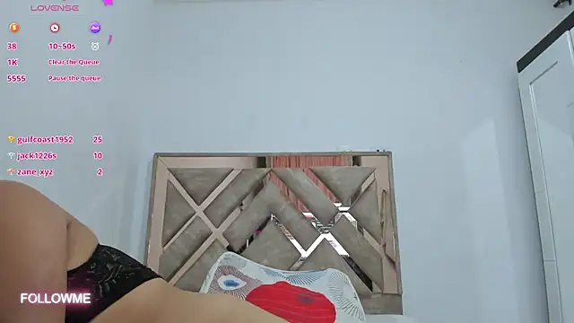 CuteLatinaxx XXX чат на живо