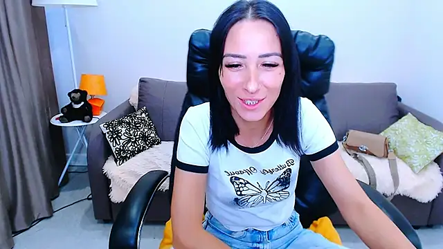 BURNING-BRUNETKA's Live XXX Chat