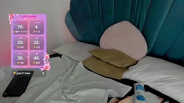 EmilySumer Chat XXX in diretta