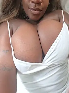 Adrilovechocolate Chat XXX in diretta
