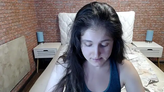 Holliy_Cooper Chat XXX in diretta