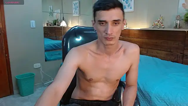 FelipeFriendly Chat XXX live