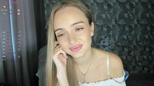 A_delina Chat XXX in diretta