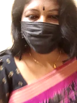 Roshini78's Live XXX Chat