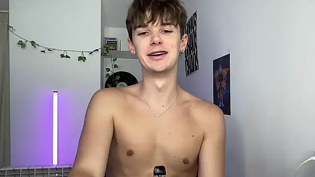 Chat XXX en directo de YourMilkyGuy